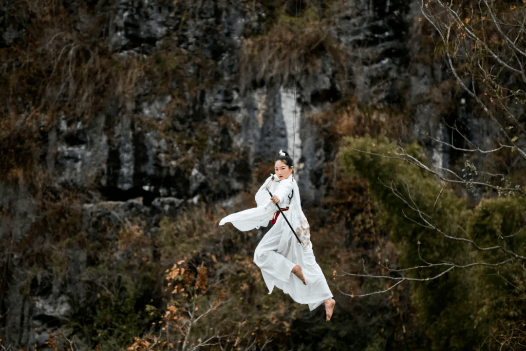 最新古装武侠电影，探索自然美景与内心平和之旅